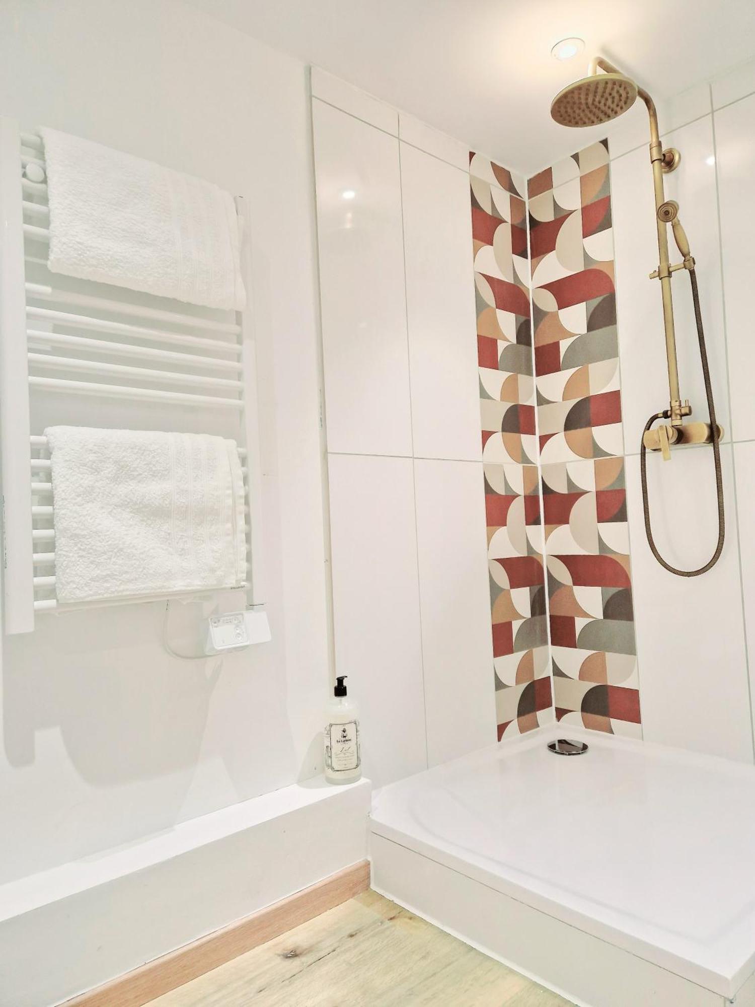 L'Elementaire, Appartement Chic Et Central Mulhouse Buitenkant foto
